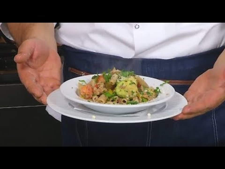 Receta juaj, "Makarona pene integrale me kungull të skuqur dhe peshk ton"