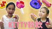 HELLO KITTY的食物軟軟 甜甜圈軟軟squishy 棒棒糖食物軟軟 超舒壓玩具 都是在三麗鷗樂園找到的 玩具開箱一起玩玩具Sunny Yummy Kids TOYs