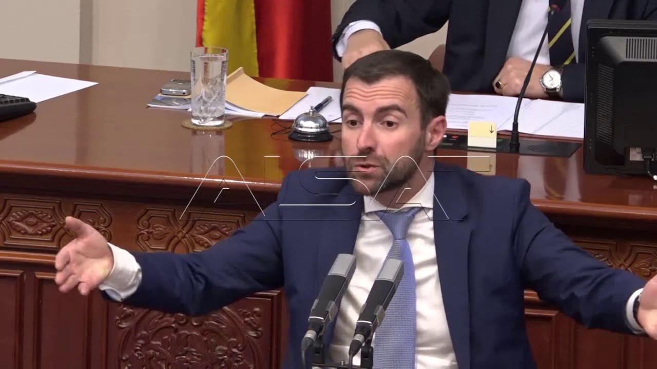 ВМРО-ДПМНЕ бара јавна расправа за предлог-закон...