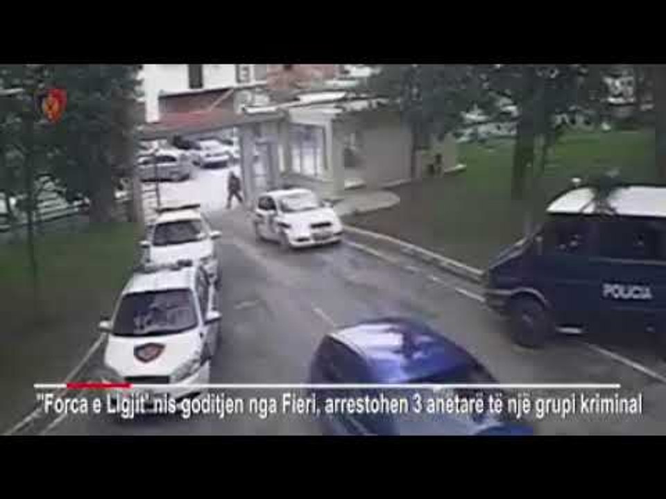Ora News - Fier, goditet grupi kriminal i trafikut të kokainës, heroinës dhe i dyshuar për vrasje