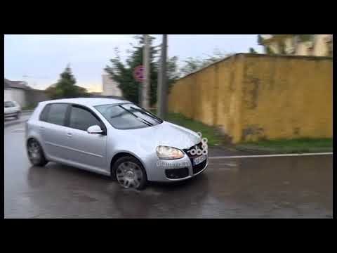 Ora News - Shkodër, kapen 70 kg kanabis në “Golf 5”, 2 arrestohen e 3 arratisen