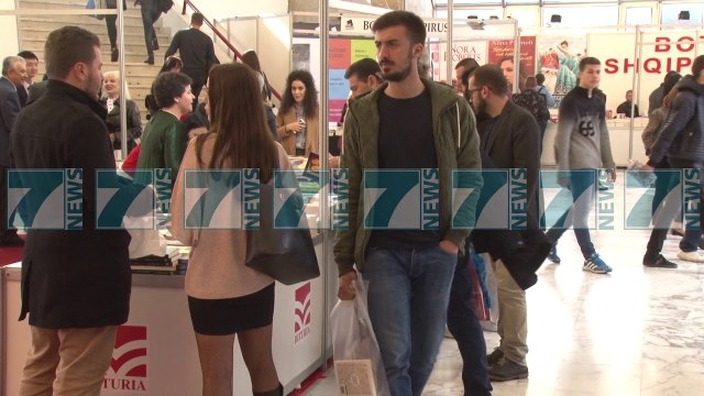 HAP DYERT PANAIRI I LIBRIT NE TIRANE - News, Lajme - Kanali 8
