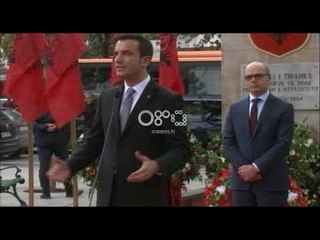 Ora News - Tirana feston 73-vjetorin e çlirimit, Veliaj: Të frymëzohemi nga historia