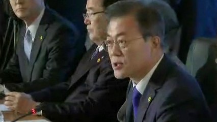 문재인 대통령 "3국 협력이 동북아 평화번영 만들 것" / YTN