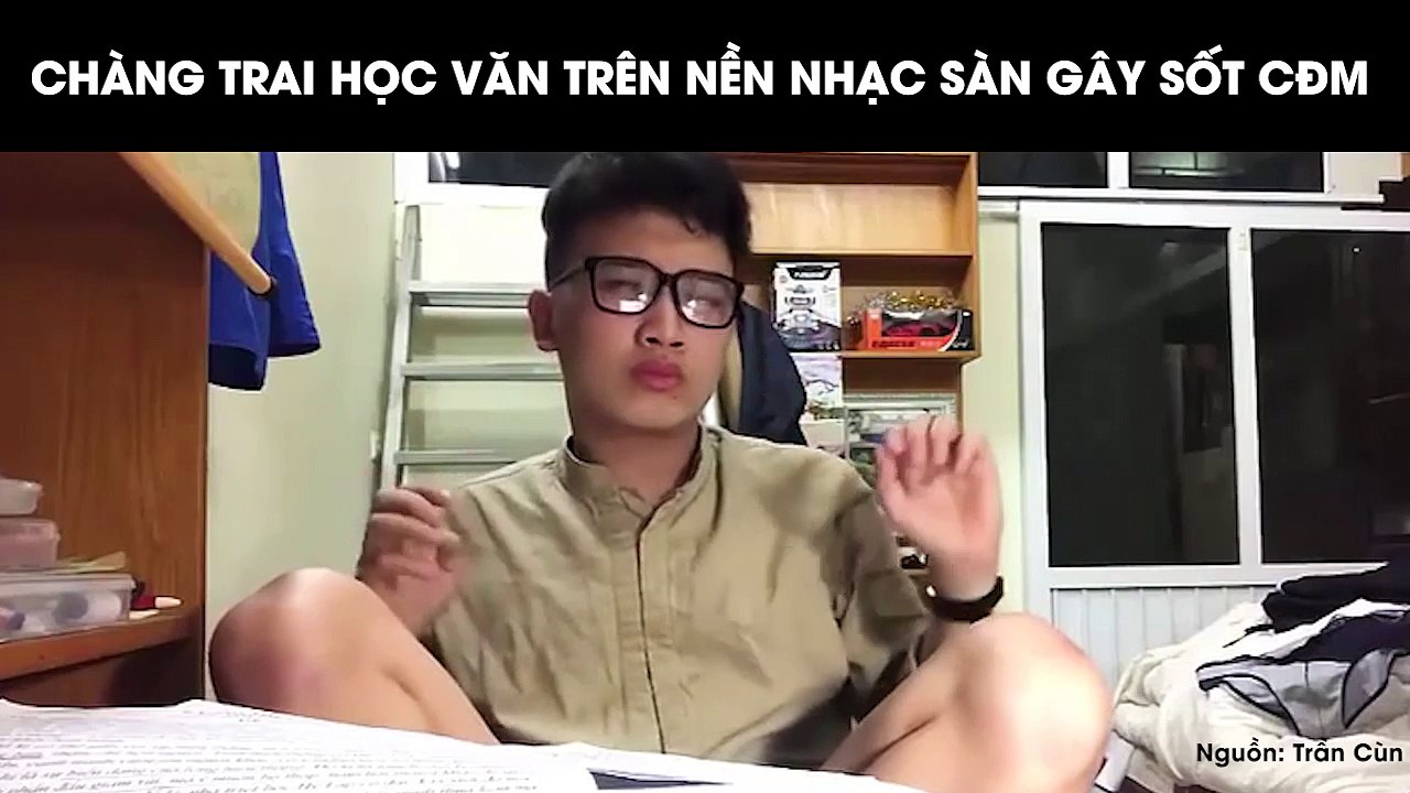 Nam thanh niên gây bão CĐM khi "lầy lội" học Văn, đọc Rap thơ ca vanh vách trên nền nhạc sàn