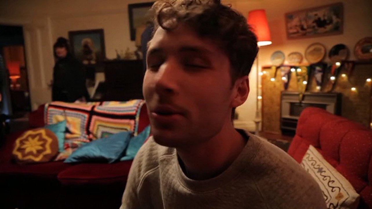 Please.Like.Me.S03E11.Extras.DVDRip.x264-PFa