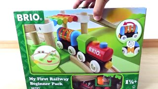 Many wooden train toys & Thomas, green garage toy ☆Brio Railway☆