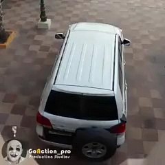 Sooo.. how much people are in the car Write in the comments.