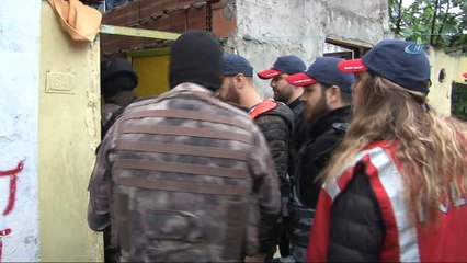 Sarıyer’de 15 ayrı adrese uyuşturucu operasyonu yapıldı