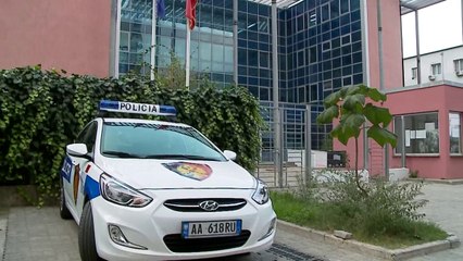 Video herunterladen: Prokuroria, urdhër-arresti për 3 ish-zyrtarë të Policisë - Top Channel Albania - News - Lajme