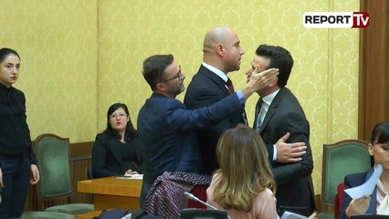 Report TV - Sherr mes Braçes dhe Shehajt te 'Ekonomia' ndërhyn Garda