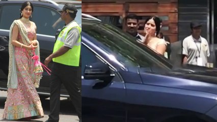 Sonam Kapoor Wedding: Jhanvi Kapoor ने फोटो खिंचवाने से किया इनकार, जानिए क्यों | Boldsky