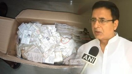 Karnataka Elections 2018 : ನಕಲಿ ವೋಟರ್ ಐಡಿ: ಸಾಕ್ಷಿ ಸಹಿತ ಬಿಜೆಪಿಗೆ ತಿರುಗೇಟು ನೀಡಿದ ಕಾಂಗ್ರೆಸ್