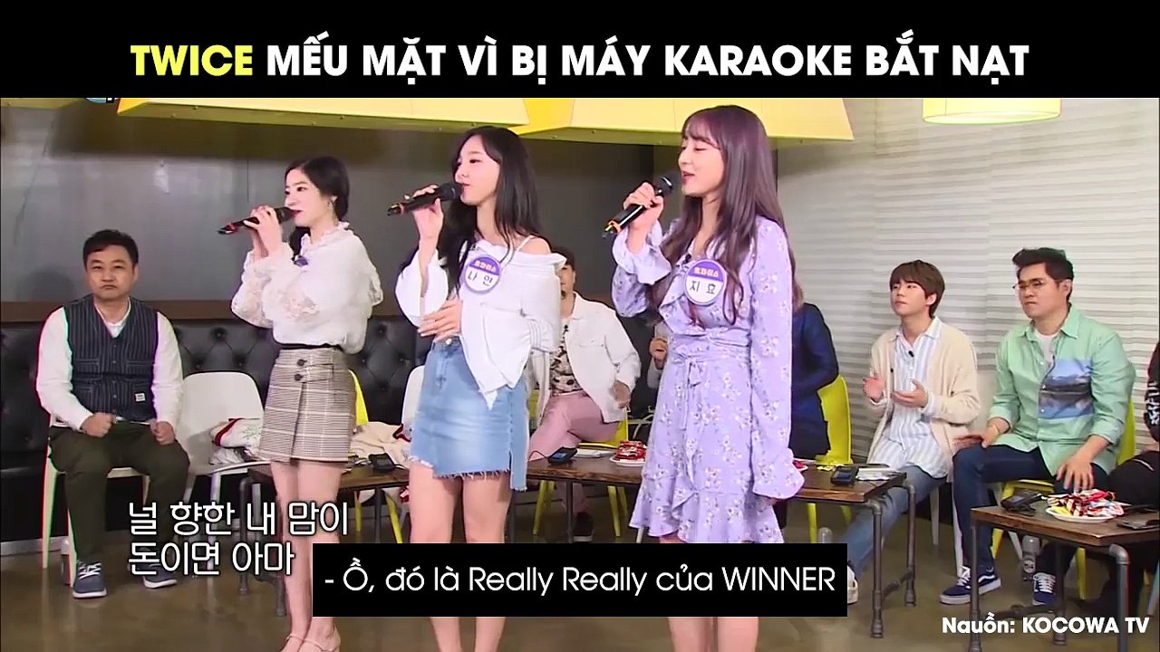 ONCE cười ngất khi TWICE cover "Really Really" của WINNER cực hay nhưng lại bị máy chấm điểm lẹt đẹt