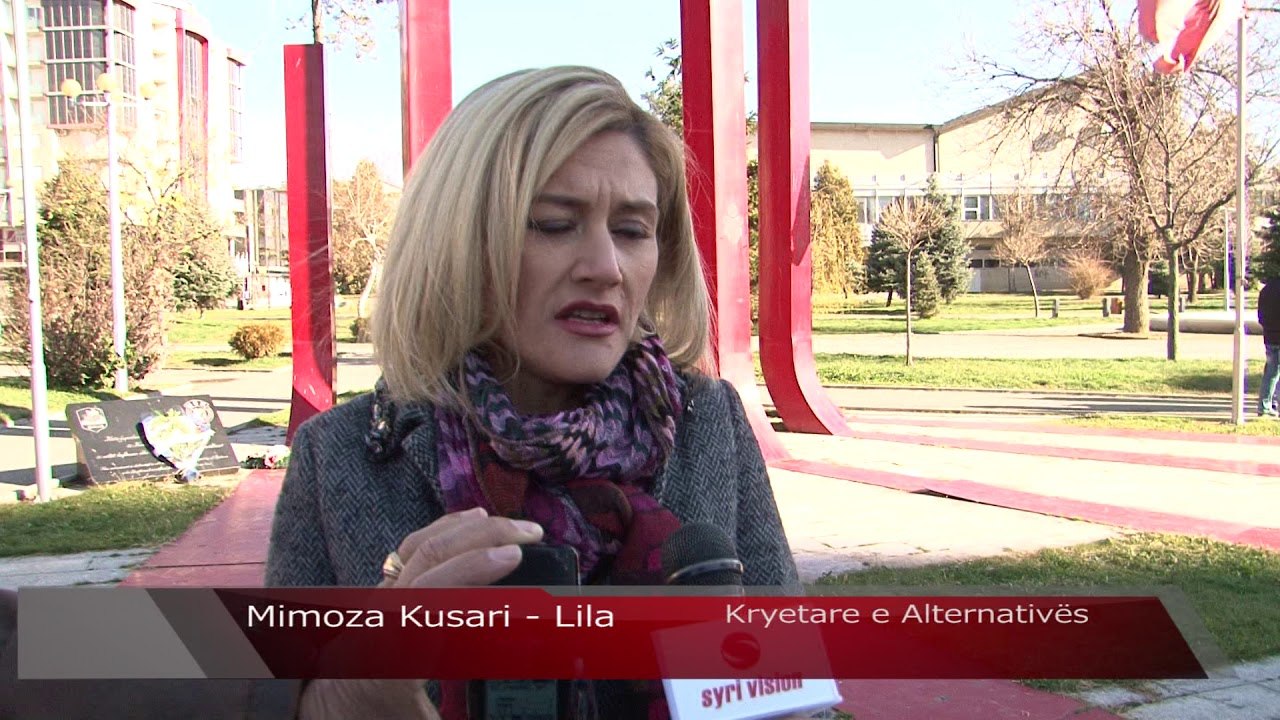 Mimoza Kusari - Lila bën homazhe për nder të 28...