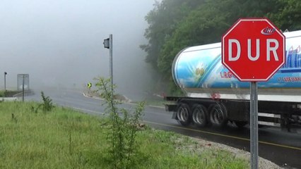 Bolu Dağı'nda yağış ve sis etkili oluyor