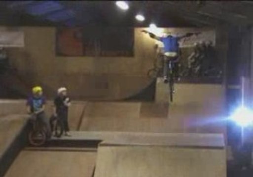 Buk 81100 skate park eddy