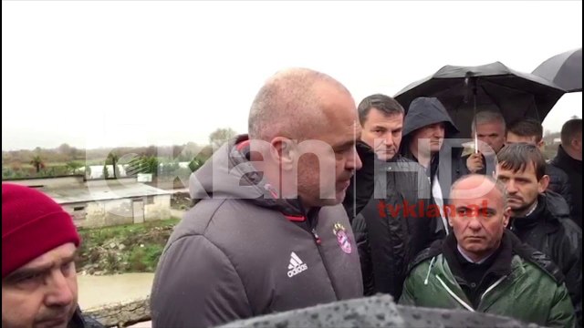Vjosa rrezikon te dale nga shtrati/Autoritetet thirrje banoreve: Duhet te largoheni