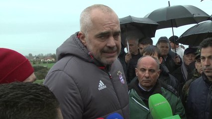 Ora News – Rama tek Ura e Mifolit, bën apel për evakuim, falenderon Bashen