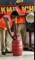 how to stop fire in gas cylinder || kya kare jab gas cylinder me aag lag jaye
