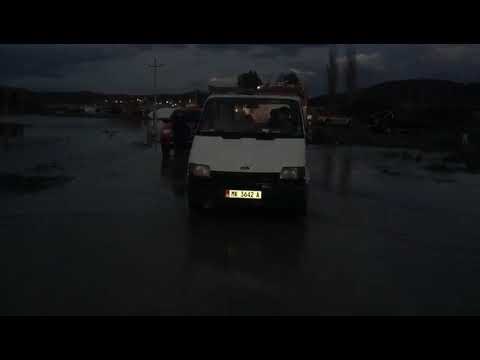 Ora News – Nxirret nga uji furgoni në fshatin Ferras