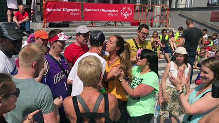 Allumage de la torche des SOB à Mouscron