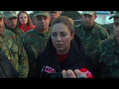 Ora News – Ushtria “feston” ditëlindjen në ndihmë të banorëve të përmbytur