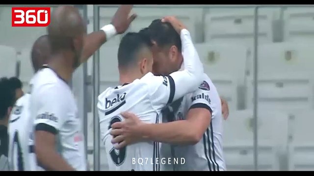 Shikoni se kush fiton çmimin si asistimi i vitit në futboll (360video)