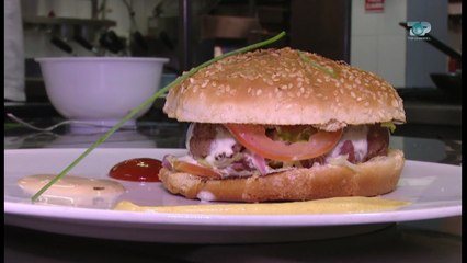Ne Shtepine Tone, 7 Dhjetor 2017, Pjesa 2 - Burgers në restorantet e Tiranës