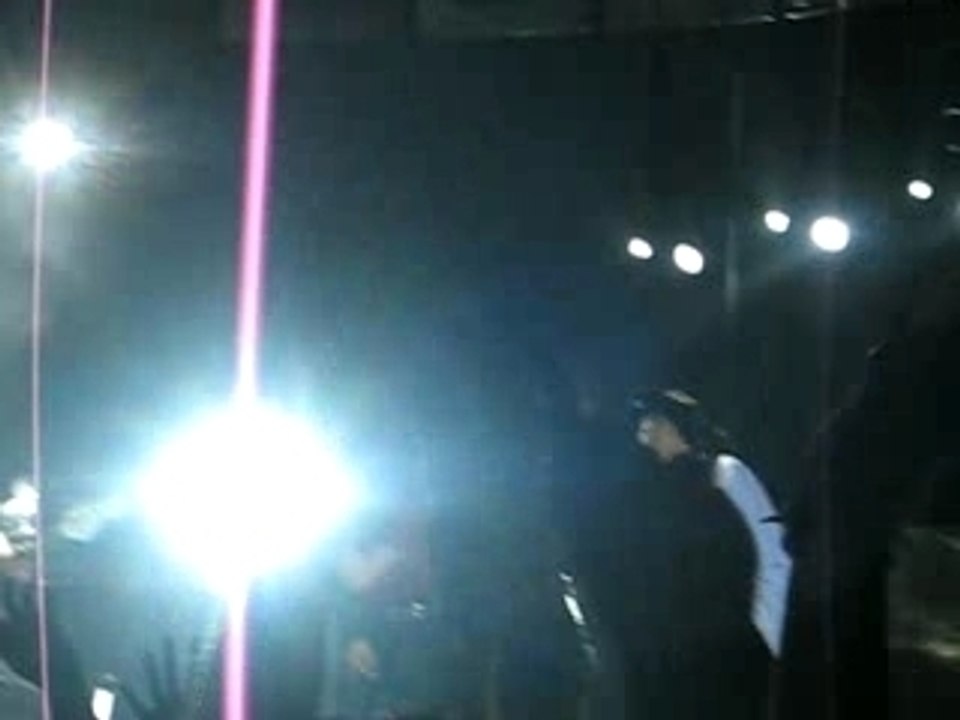 Tokio Hotel Bercy 16 Octobre 2oo7 - Ich Bin Da _ Fin
