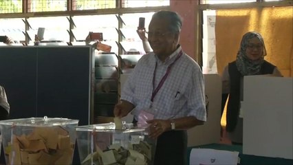 انتخابات ماليزيا.. تقدم الجبهة الحاكمة على المعارضة