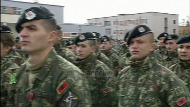 Rama: Në 2019 rritje pagash për Forcat e Armatosura - Top Channel Albania - News - Lajme