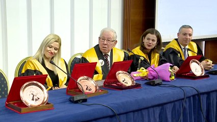 Çmimet “Toga e Artë 2017” - Top Channel Albania - News - Lajme