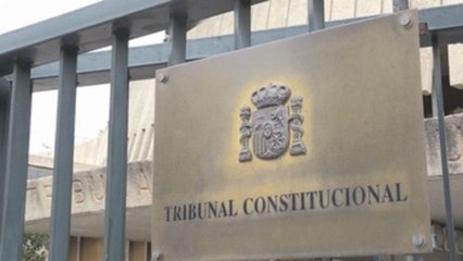 El Constitucional suspende la ley para investir a Puigdemont a distancia