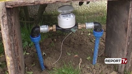 Report TV - Durrës, banorët e Romanatit dhe bizneset prej vitesh pa sahatë uji