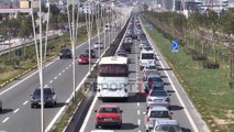 Rëndohet trafiku në autostradën Tiranë-Durrës