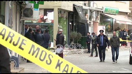 Ora News - Shpërthim pranë Liceut Artistik, dy të plagosur