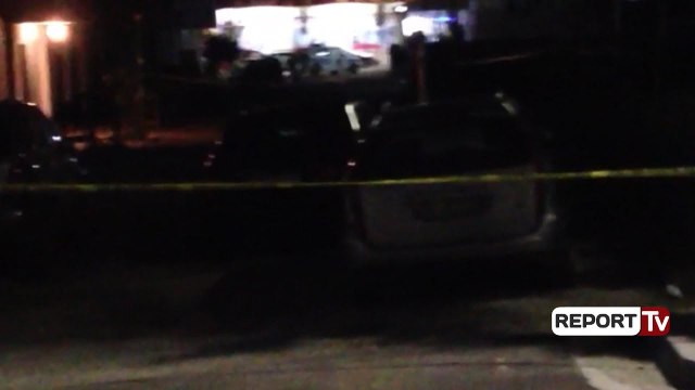 Report TV - Vlorë, alarm për eksploziv në një automjet, policia rrethon zonën