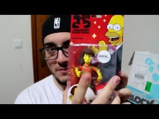 UMA CAIXA SURPRESA COM COISAS ESTRANHAS !