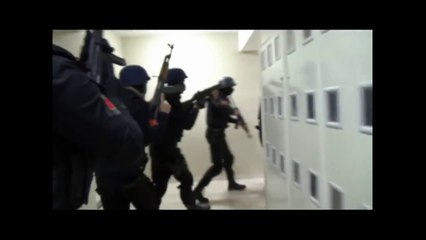 Ora News - Mali i Zi arreston biznesmenin nga Shkodra, shikoni videon