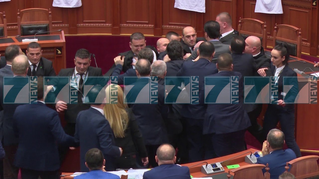 BASHKIMI EUROPIAN REAGON PER DHUNEN - News, Lajme - Kanali 8