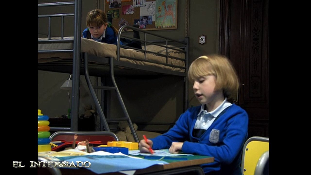 Machista | Evelyn y Paula | El Internado