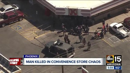 Man killed inside Circle K in Phoenix, suspect taken into custody