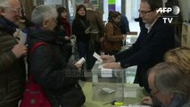 Katalonja voton mes unitetit me Spanjën dhe pavarësisë  - Top Channel Albania - News - Lajme