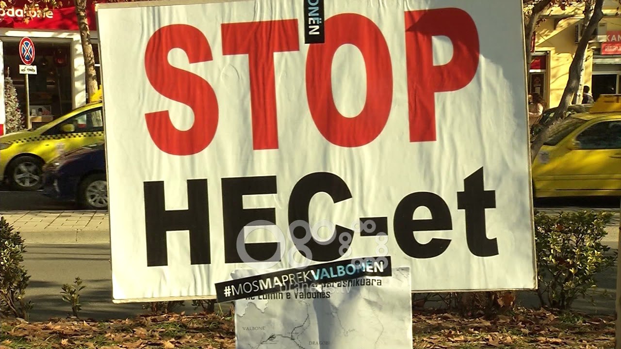 Ora News - 'Mos ma prek Valbonën', banorët mbyllin protestën me kërkesën për anullimin e projektit
