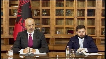 Descargar video: EDI RAMA ANALIZON 2017, “PD SYNON BLLOKIMIN E REFORMES NE DREJTESI, POR NUK DO TA LEJOJME” LAJM