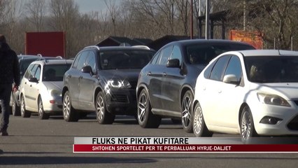 Télécharger la video: Fluks në pikat kufitare, shtohen sportelet  - News, Lajme - Vizion Plus