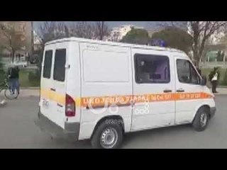 Ora News - Aksident tek "Ali Demi" në Tiranë, tre të plagosur