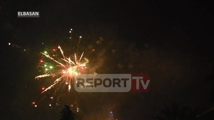 Report TV - Festimet në sheshet kryesore të disa prej qyteteve në Shqipëri, Gezuar 2018