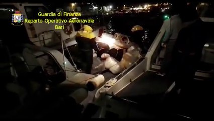 HETIMET PER GOMONEN ME DROGE QE U KAP NE LEÇE, KERKOHEN BASHKEPUNETORET E DY TE ARRESTUARVE LAJM